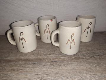 Bierpotten Maredsous. beschikbaar voor biedingen