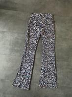 Gevlekte flared broek maat 170, Kinderen en Baby's, Kinderkleding | Maat 170, Broek, Gebruikt, WE, Meisje