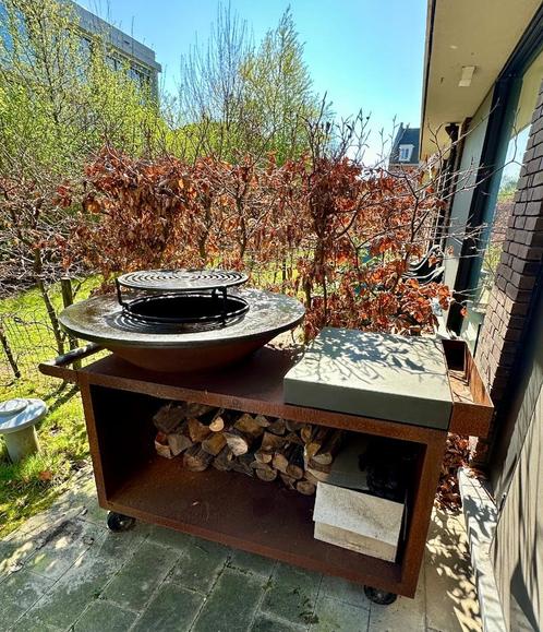 OFYR 100 Pro Island in Cortenstaal met Accessoires, Tuin en Terras, Buitenkeukens, Zo goed als nieuw, Houtskool, Vrijstaand, Ophalen