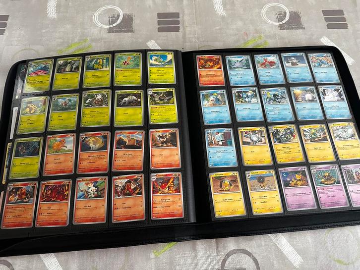 200 originele pokemon kaarten, Hobby en Vrije tijd, Verzamelkaartspellen | Pokémon, Zo goed als nieuw, Ophalen of Verzenden