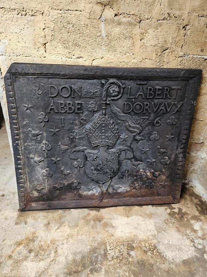 Véritable plaque faites à Orval en 1576 pour l'abbé Lambert, Huis en Inrichting, Haarden, Gebruikt, Ophalen