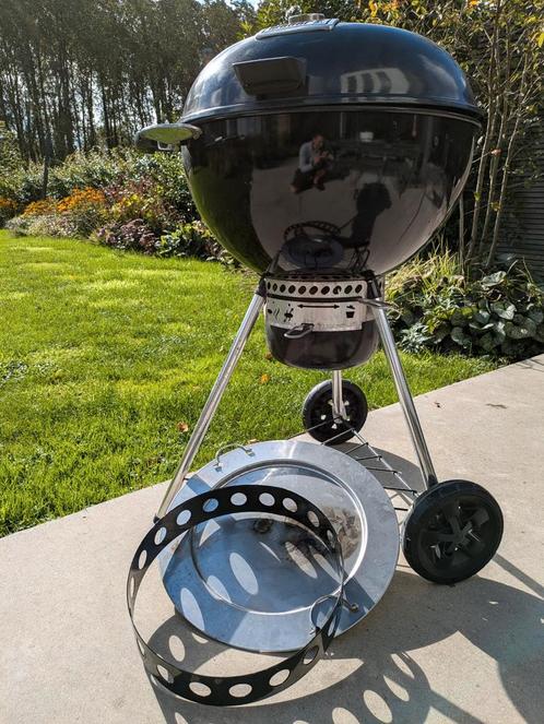 Weber Master-Touch met accessoires twv.595€, Jardin & Terrasse, Barbecues au charbon de bois, Utilisé, Avec accessoires, Enlèvement ou Envoi