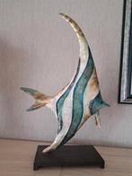 Zeer mooie vis belegd met parelmoer schilfers, Ophalen