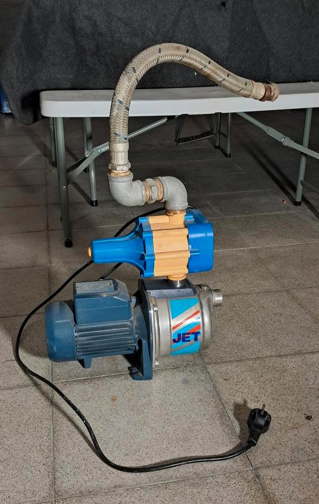 Regenwaterpomp JET met drukcontrole (Pedrollo Easypress), Tuin en Terras, Waterpompen, Gebruikt, Elektrisch, Regentonpomp, Ophalen