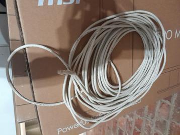 Internet kabel  beschikbaar voor biedingen