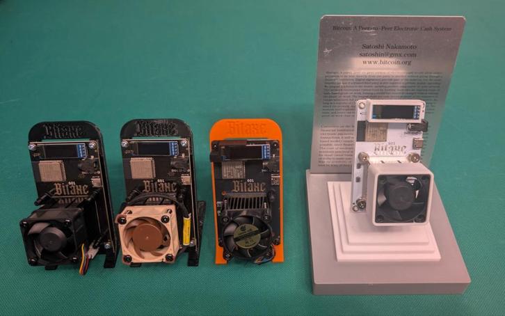 Bitcoin/Bitcoin Cash miner Bitaxe Gamma 601, Computers en Software, Overige Computers en Software, Ophalen