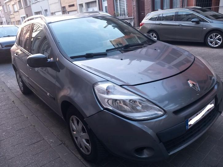 Renault clio 1.5dci Euro5 Airco navi, Auto's, Renault, Particulier, Clio, Ophalen