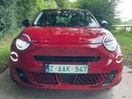 Fiat 600E e-600 54 kWh Red pos de garantie 48 mois Prix tvac, Auto's, Stof, Gebruikt, Zwart, 1520 kg
