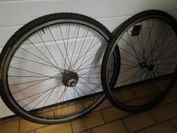 Mountainbike wielenset beschikbaar voor biedingen