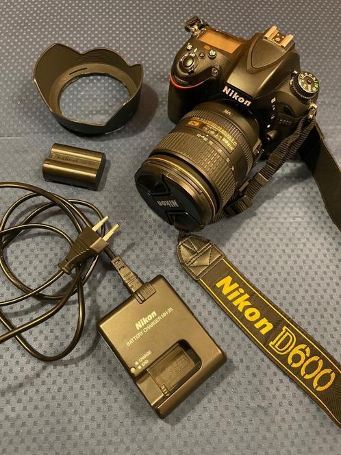 Nikon D600 (fullframe, 24Mpix) & AF-S 24-120mm f/4G ED VR, TV, Hi-fi & Vidéo, Appareils photo numériques, Comme neuf, Reflex miroir