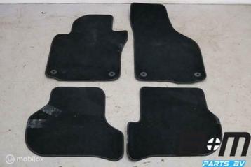 Set vloermatten VW Scirocco 1K1863011S beschikbaar voor biedingen