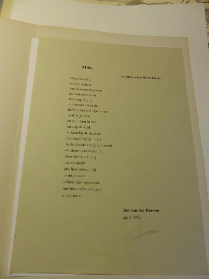 van der HOEVEN, J, afdruk gedicht 'in mem. Miles Davis' jazz, Antiek en Kunst, Kunst | Litho's en Zeefdrukken, Ophalen of Verzenden