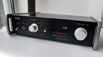 DAC en headphone versterker, TEAC 501 beschikbaar voor biedingen