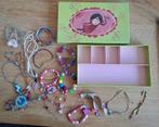 Juwelendoosje + armbandjes en halskettingen, Kinderen en Baby's, Kindermode-accessoires, Ophalen of Verzenden, Zo goed als nieuw