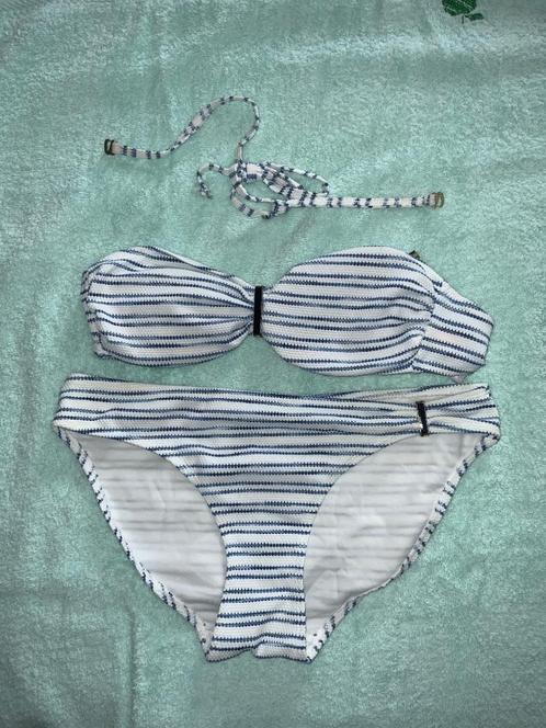Bikini maat  38, Kleding | Dames, Badmode en Zwemkleding, Nieuw, Bikini, Wit, Verzenden