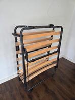 Logeerbed met matras, Ophalen, Gebruikt