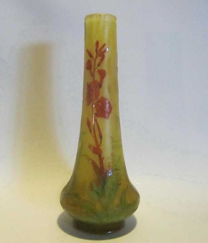 Antiek art nouveau cameo glazen vaas Daum Nancy, bloemen, Antiek en Kunst, Antiek | Glaswerk en Kristal, Ophalen of Verzenden