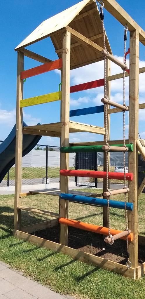 Nieuwe speeltoren in geïmpregneerd hout, Kinderen en Baby's, Speelgoed | Buiten | Speeltoestellen, Nieuw, Glijbaan, Klimtouw, Klimwand