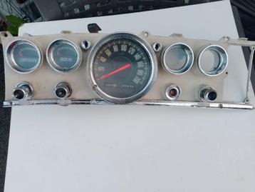 Chrysler-dashboard  beschikbaar voor biedingen