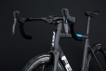 Nieuw Felt AR FRD Ultimate RED eTap AXS 12 sp Maat 54 beschikbaar voor biedingen