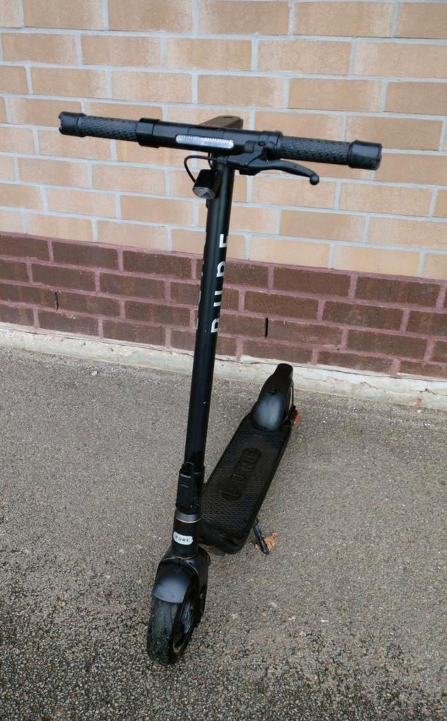 Elektrische step, Fietsen en Brommers, Steps, Gebruikt, Elektrische step (E-scooter), Ophalen of Verzenden