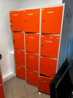Locker, Ophalen