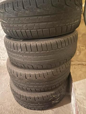 Winterbanden Pirelli Sottozero 225/45/R18 95V beschikbaar voor biedingen
