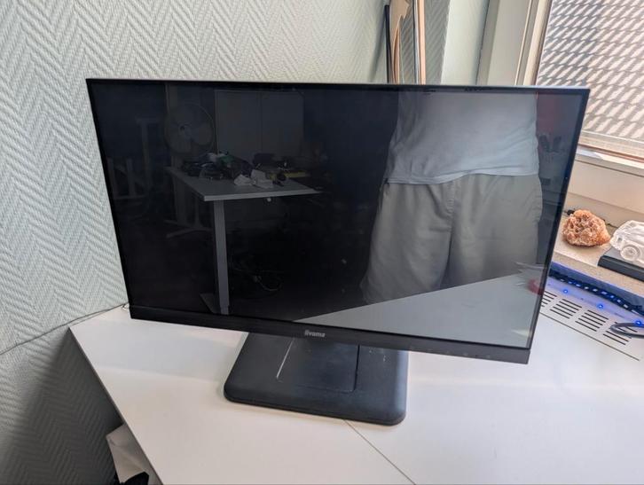 2x iiyama 22 inch touchscreen met quickchange in flightcase, Muziek en Instrumenten, Licht en Laser, Zo goed als nieuw, Ophalen