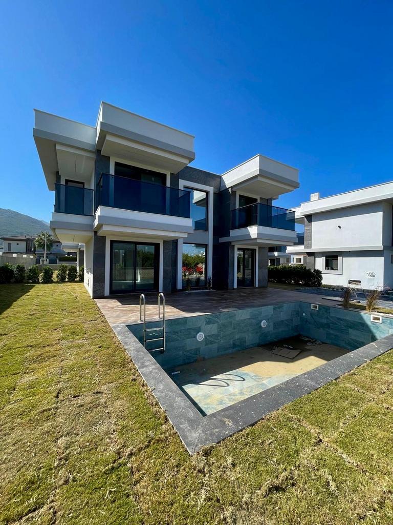 Villa a vendre Kuşadası Güzelçamlı 3+1 piece, Immo, Étranger, Turquie, Maison d'habitation, Ville