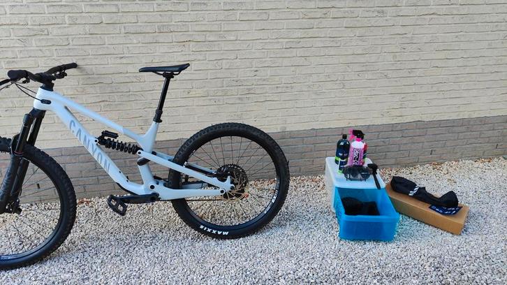 Canyon spectral cf 8, Fietsen en Brommers, Fietsen | Mountainbikes en ATB, Zo goed als nieuw, Ophalen