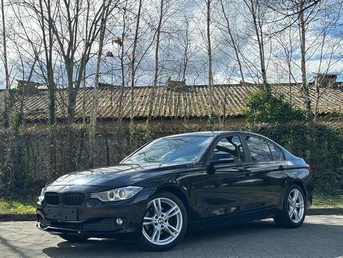 BMW 320i X-Drive M-Look Automaat Navi Leder Full, Auto's, BMW, Bedrijf, 3 Reeks, 4x4, ABS, Airbags, Airconditioning, Alarm, Bluetooth