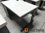 439. Bureau: 1 x 156 cm x 78 cm x 72 cm: 1 X € 50, Gereedschap of Accessoires, Gebruikt, Ophalen