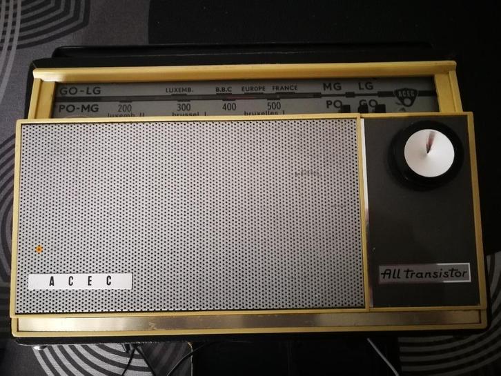 Radio Acec 5056 uit 1962, Antiek en Kunst, Antiek | Tv's en Audio, Ophalen