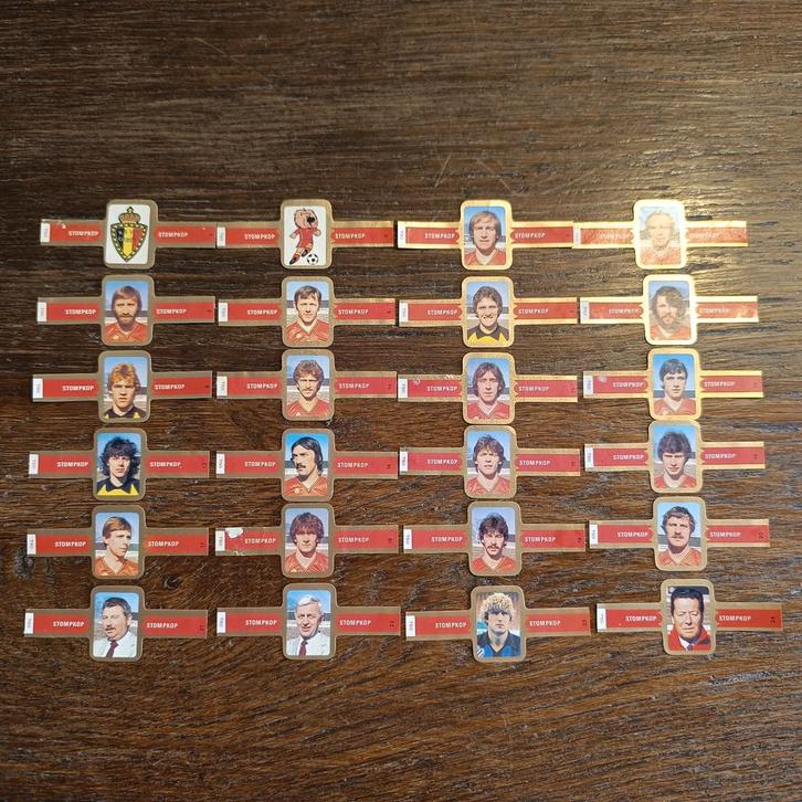 24 x Sigarenband Stompkop Voetbal Rode Duivels Mundial 1982, Verzamelen, Sportartikelen en Voetbal, Ophalen of Verzenden