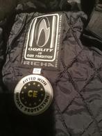 Motor vest richa, Motoren, Ophalen