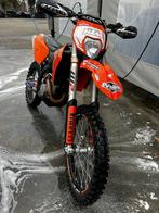 Ktm exc-f 250 4takt 2009 model enduro, Fietsen en Brommers, Brommers | Crossbrommers, Ophalen of Verzenden, Zo goed als nieuw