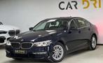 BMW 5 Serie 520 520i B AUTO/PDC AV AR/CCRUISE/CARPLAY/FEUX L, Automaat, Stof, Gebruikt, 4 cilinders