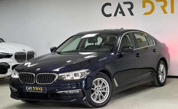 BMW 5 Serie 520 520i B AUTO/PDC AV AR/CCRUISE/CARPLAY/FEUX L beschikbaar voor biedingen
