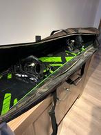 Snowboard met bindingen, nike boots en opbergtas van Burton, Enlèvement, Comme neuf, Fixations