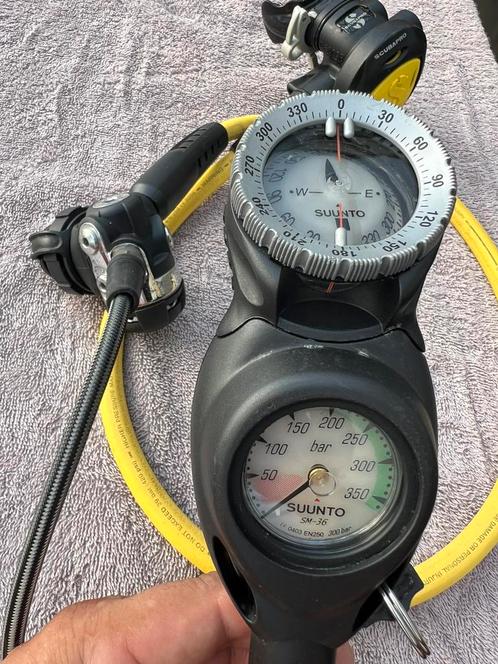 Ademautomaten en manometer met kompas, Watersport en Boten, Duiken, Gebruikt, Ophalen