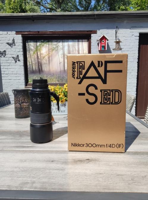 Nikon 300mm f/4 AF-S NIKKOR, Audio, Tv en Foto, Foto | Lenzen en Objectieven, Gebruikt, Telelens, Ophalen