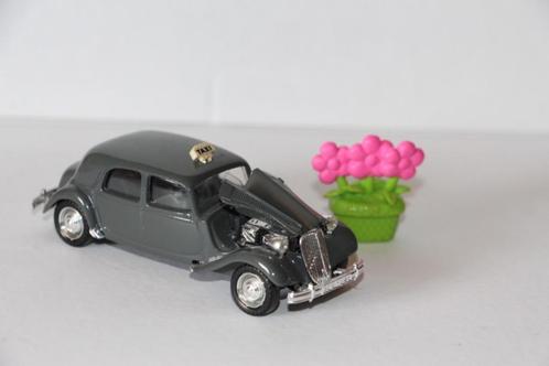 voiture de collection citroen 15 six taxi, Hobby & Loisirs créatifs, Voitures miniatures | 1:43, Utilisé, Voiture, Solido, Enlèvement