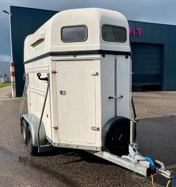 Heja 2 paardstrailer beschikbaar voor biedingen