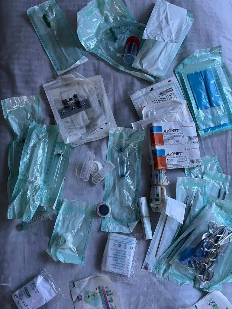 Verpleegkundig OEFEN materiaal, Diversen, Verpleegmiddelen, Gebruikt, Ophalen