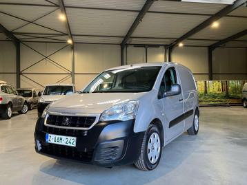 Peugeot Partner 1,6 HDI 1 Eig. 12 Maanden omniumgarantie beschikbaar voor biedingen
