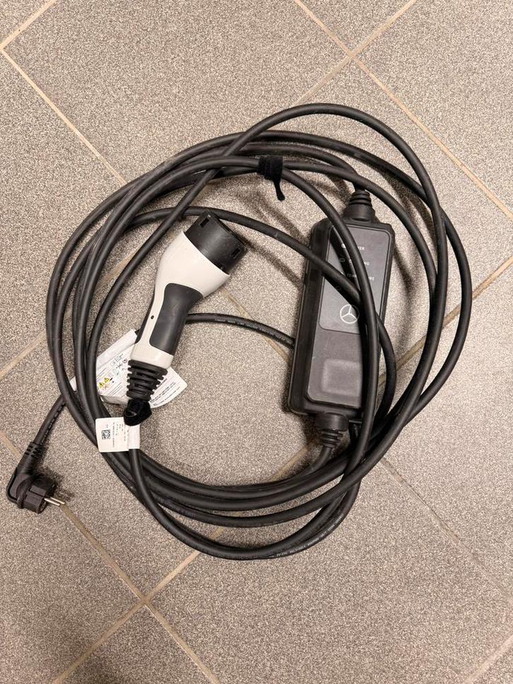 Mercedes originele kabel Type 2 8m 230V stopcontact (IC-CPD), Auto diversen, Laadpalen, Zo goed als nieuw, Ophalen
