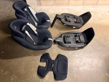 Maxi cosi Pearl Pro2 i-size en FamilyFix 2 i-size base beschikbaar voor biedingen