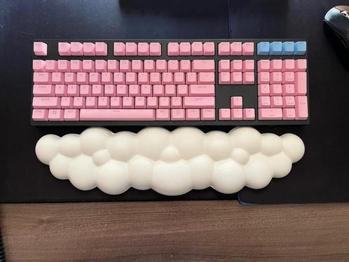 Akko + Rose HyperX Keycaps, Computers en Software, Toetsenborden, Zo goed als nieuw, Qwerty, Bedraad, Ergonomisch, Gaming toetsenbord