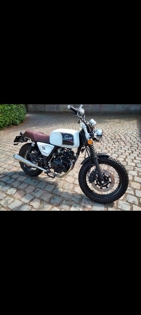 Orcal Sirio 125 comme neuf !, Motos, Motos | Marques Autre, Particulier, Naked bike, jusqu'à 11 kW, 1 cylindre, Enlèvement