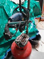 Foreuse sur pied avec etaux, Enlèvement